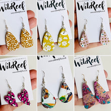 Load image into Gallery viewer, DANGLE EARRINGS £2 Clearance
