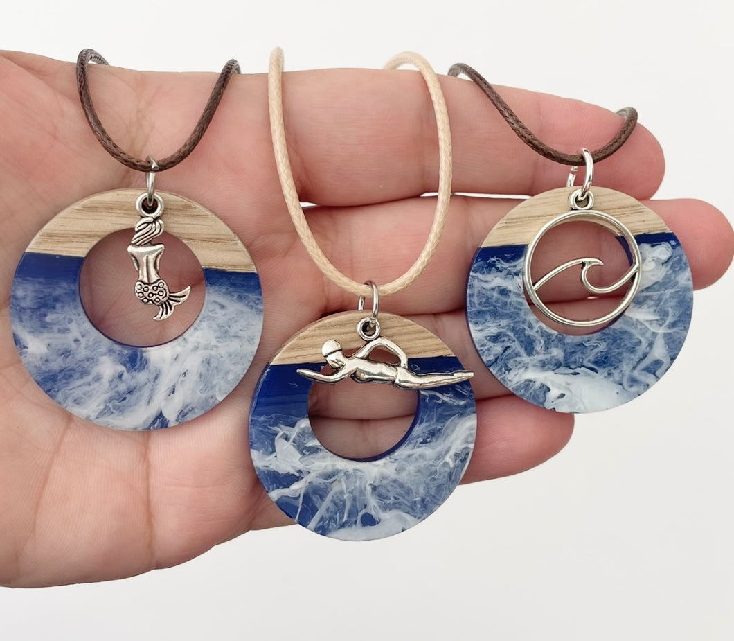 50% OFF Sea Swim Pendants